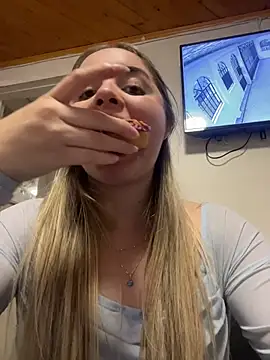 imlindapink's cam snapshot