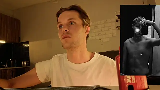 Leonnextdoor's cam snapshot