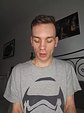 nickdtr23's cam snapshot