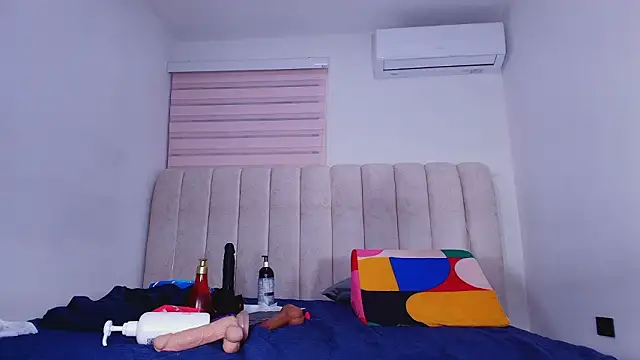 timkerbell_'s cam snapshot