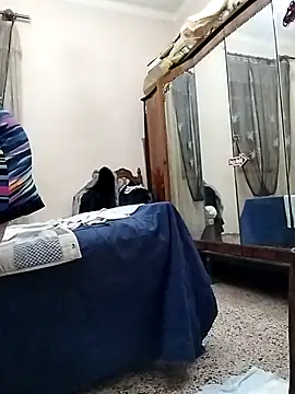 Lucia8600 live sex cam