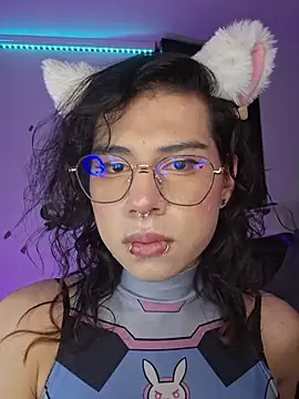 Sweet-SharoKitty live sex cam