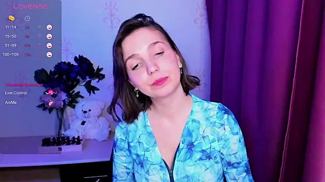 KindHazelHere_'s cam snapshot