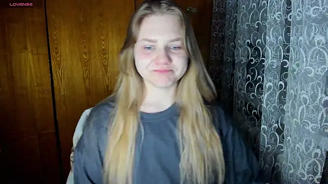 AlinaMors's cam snapshot