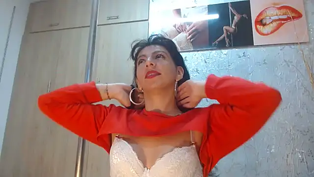 PaulinaRubio_'s cam snapshot