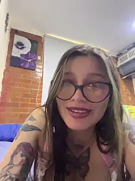 KoraSweett's cam snapshot