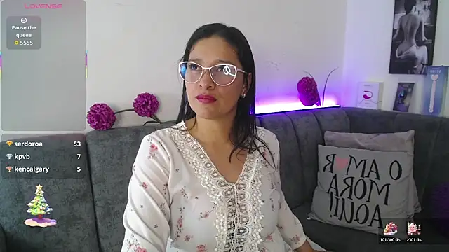 Alana_steel_1's cam snapshot