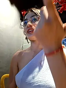 Ary-18's cam snapshot