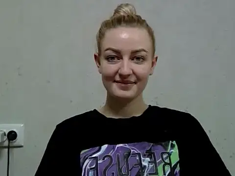 KelGrov2's cam snapshot