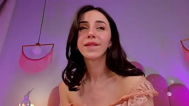 ElsaYoung live sex cam