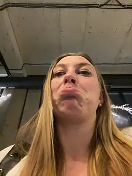 Sweet___Emily live sex cam