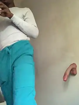 Shawtyblaque21 live sex cam