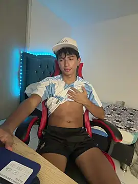 Leonarrrd_01's cam snapshot