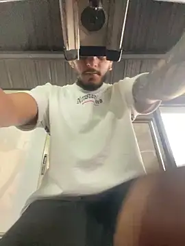 liyamjunior's cam snapshot