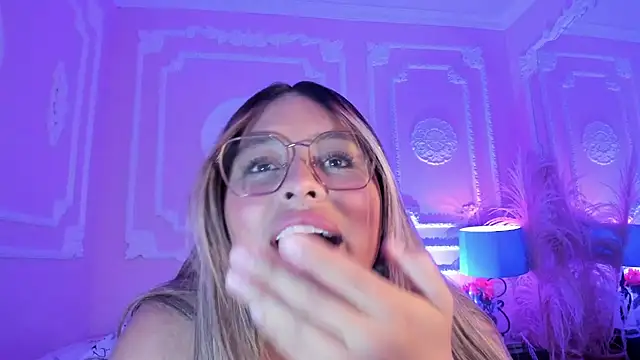 AngellVisen's cam snapshot