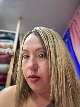 VIOLETA-25_'s cam snapshot