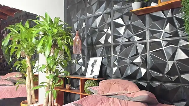 elliot_colton's cam snapshot