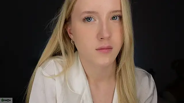 adele_armass's cam snapshot