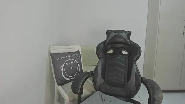 enzo_sloran's cam snapshot