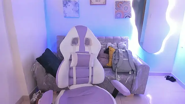 Charlotte_cowell_sub1_'s cam snapshot