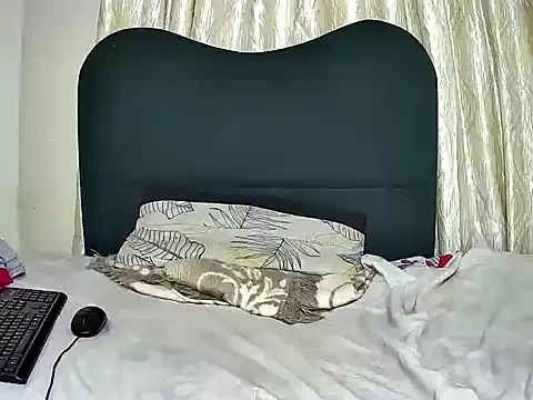 Exotic_FreakyQueen's cam snapshot