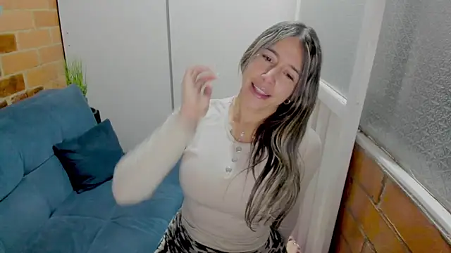 Penelope47's cam snapshot