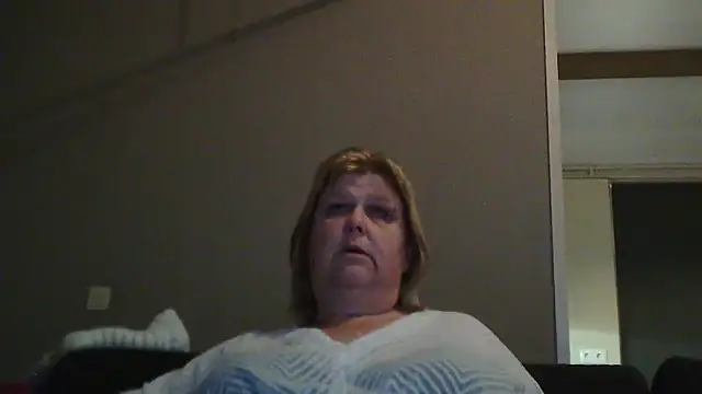 Sylviastar46's cam snapshot