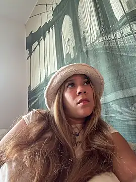 Bigbuttbrooklynn's cam snapshot