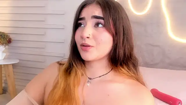 Shanntal_'s cam snapshot