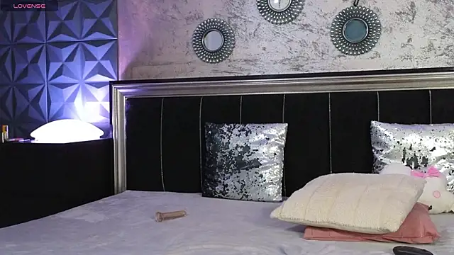 Tarra_Star's cam snapshot