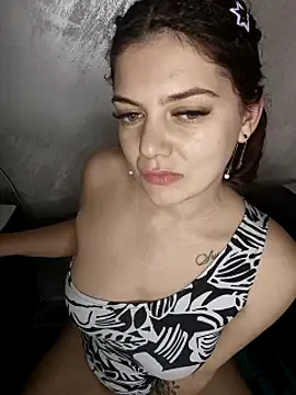 LadyNora's cam snapshot