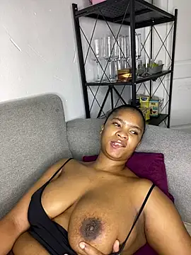 _Fifi's cam snapshot