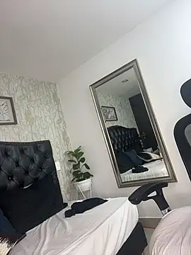 Lander_Cruz live sex cam