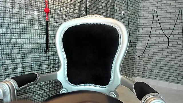 Briana_24's cam snapshot