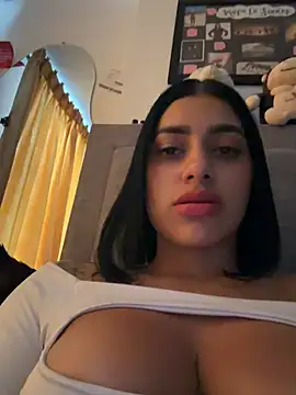 AlannaEvons live sex cam