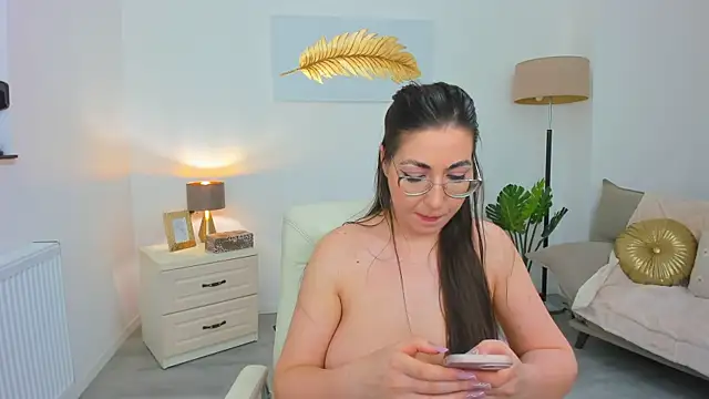 Kylie_Kathy's cam snapshot