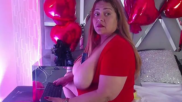 MonzerratBoyer's cam snapshot