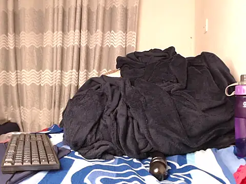 Berryangel03's cam snapshot