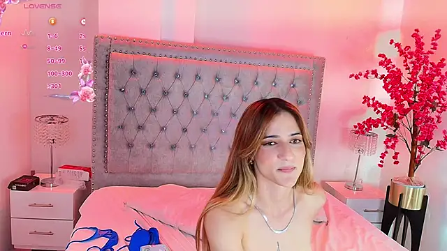 Juliieta_gray's cam snapshot