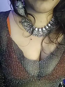 SEXYY_TRANSY_WITH_GIRL's cam snapshot