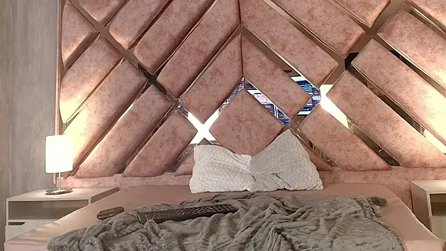 GISELLE_HOTLOVE's cam snapshot