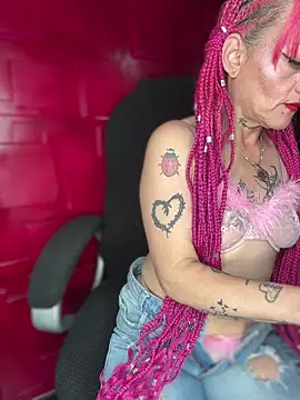 Karolaiin_LS's cam snapshot