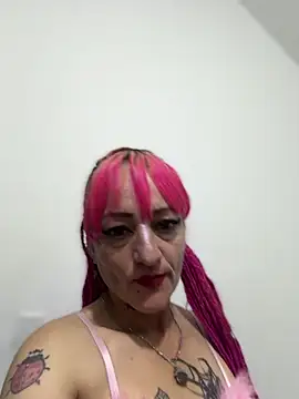 Karolaiin_LS's cam snapshot