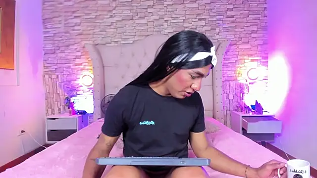 Lucia-sex live sex cam