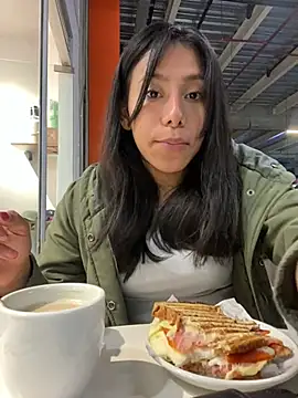 katerinnn99 live sex cam