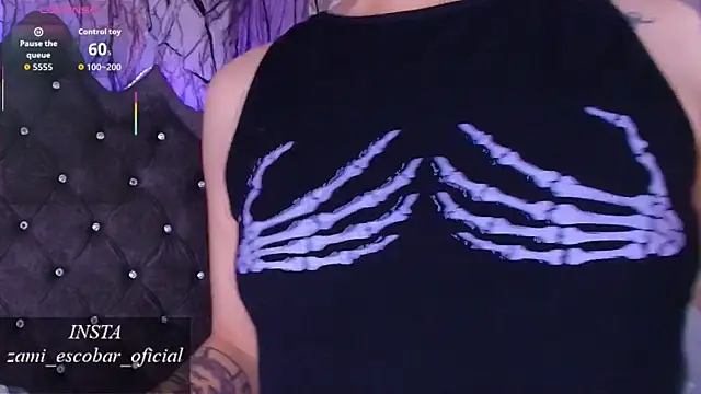 Zami_Escobar_of's cam snapshot