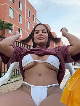 Irina_Velvett live sex cam