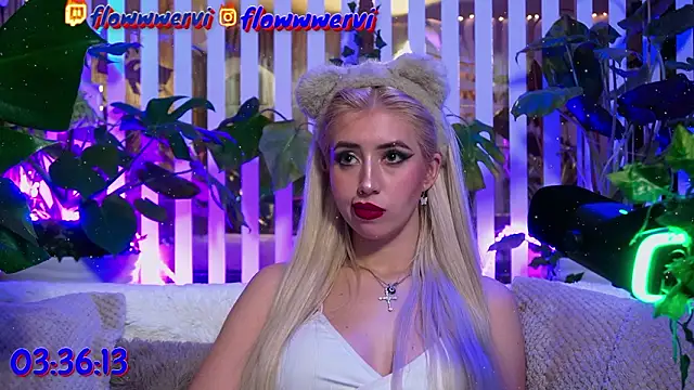 FlowweerGirl's cam snapshot