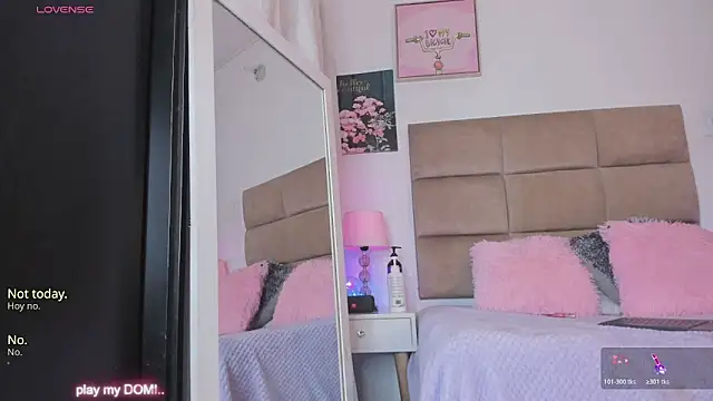 ashleycurvyy's cam snapshot