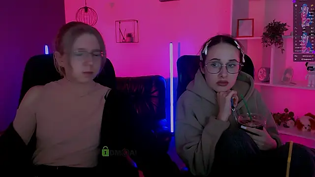 gloria_bubble's cam snapshot